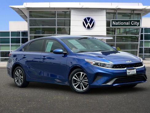 Used 2024 Kia Forte LXS FWD image 2
