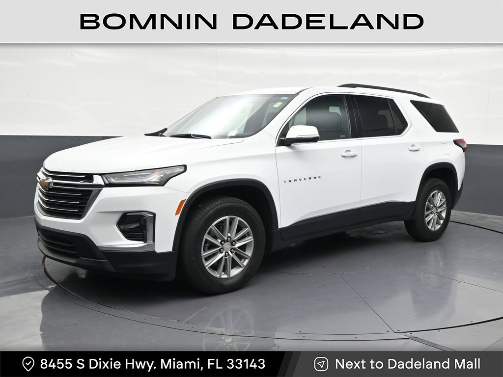 Used 2023 Chevrolet Traverse LT FWD image 1