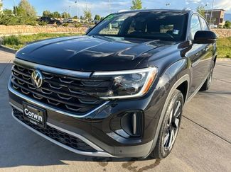 Used 2025 Volkswagen Atlas Cross Sport SE AWD/4WD video 3