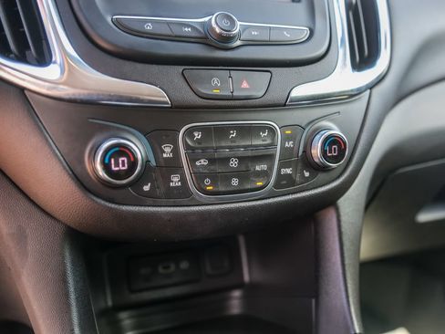 Used 2024 Chevrolet Equinox LT w/ LPO, Floor Liner Package FWD image 21