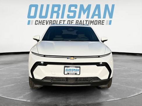 New 2026 Chevrolet Equinox EV LT image 8