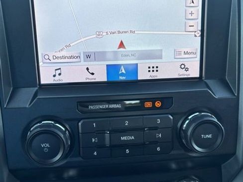 Used 2019 Ford F150 XLT w/ Equipment Group 302A Luxury AWD/4WD image 13