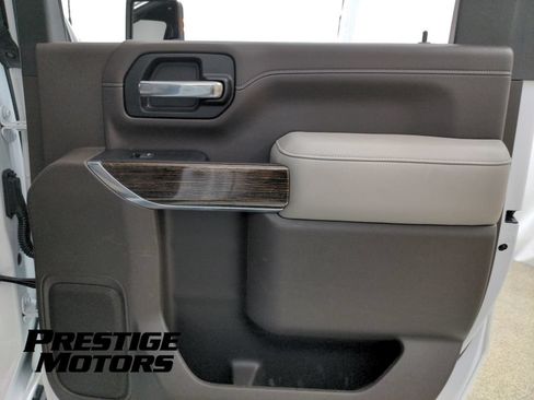 Used 2023 GMC Sierra 3500 SLE w/ SLE Convenience Package AWD/4WD image 32