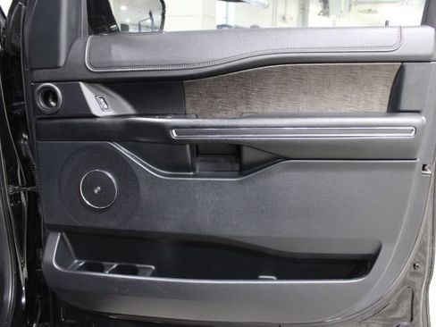 Used 2021 Ford Expedition Max Limited image 26