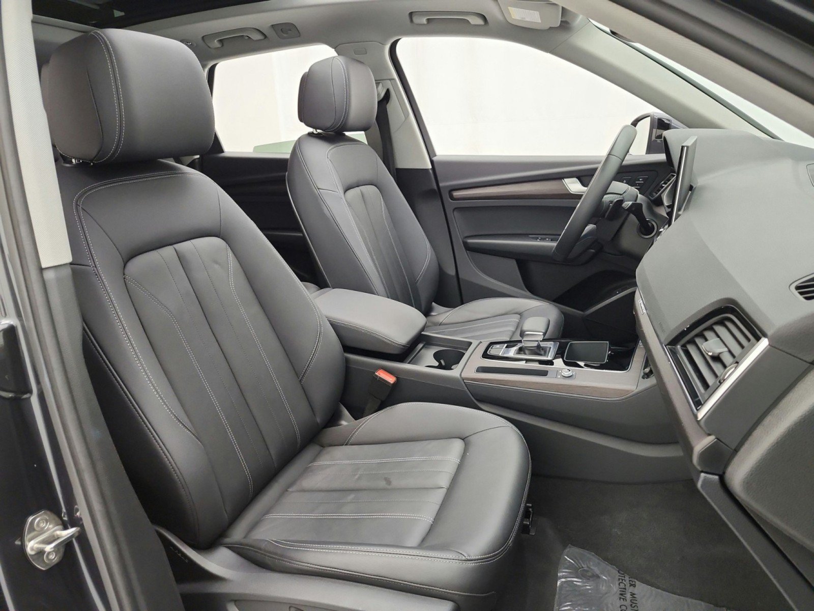 Used 2023 Audi Q5 2.0T Premium w/ Convenience Package AWD/4WD image 20
