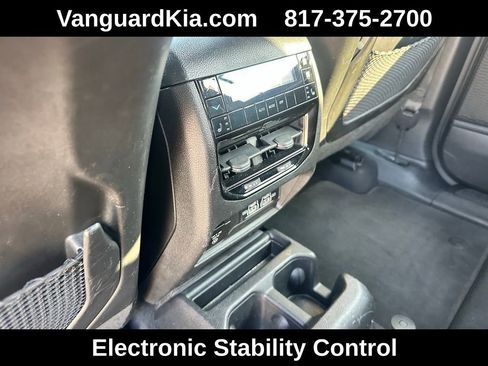 Used 2024 Jeep Grand Cherokee L Limited w/ Luxury Tech Group II image 26