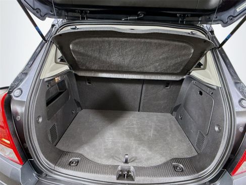 Used 2016 Chevrolet Trax LT w/ LT Convenience Package image 16