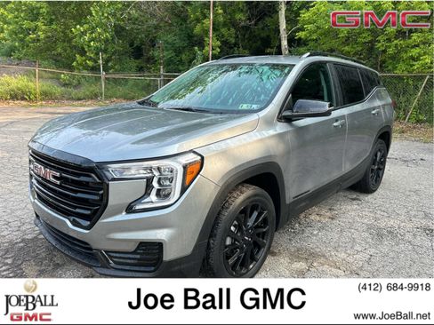 Used 2023 GMC Terrain SLE w/ Driver Convenience Package AWD/4WD image 1