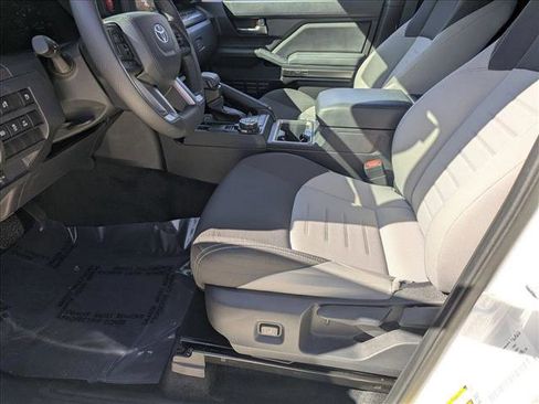 Used 2025 Toyota Tacoma TRD Off-Road image 13