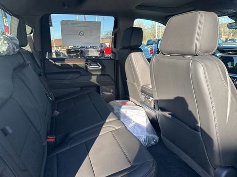 New 2026 GMC Sierra 3500 Denali w/ Denali Reserve Package image 30