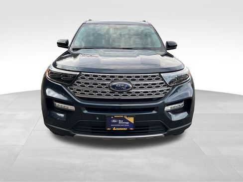 Certified 2023 Ford Explorer Limited w/ Limited Technology Package image 4