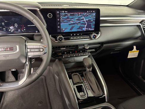 New 2026 GMC Canyon Elevation image 26