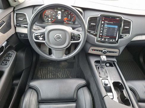 Used 2022 Volvo XC90 T6 Inscription w/ Climate Package image 13