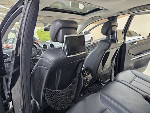 Used 2011 Mercedes-Benz GL 450 4MATIC image 27