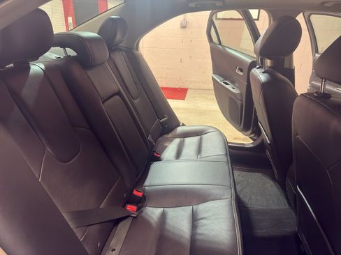 Used 2011 Ford Fusion SEL w/ 302A Rapid Spec Order Code image 25