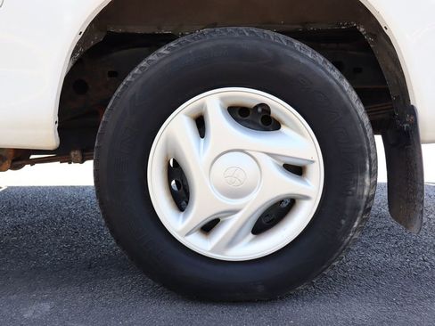 Used 2000 Toyota Tundra 2WD Regular Cab image 29