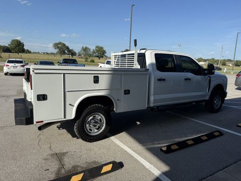 Used 2023 Ford F250 XL w/ XL Driver Assist Package AWD/4WD image 2