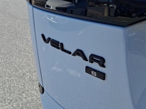 Used 2021 Land Rover Range Rover Velar R-Dynamic S image 31