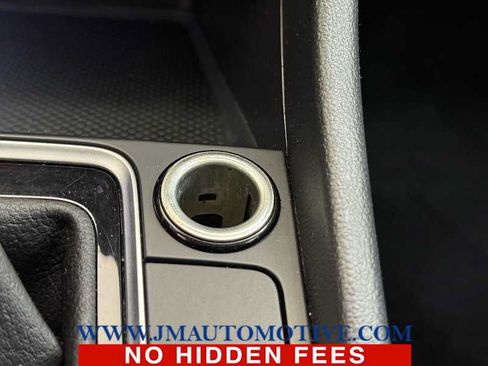 Used 2019 Volkswagen Jetta SEL FWD image 40