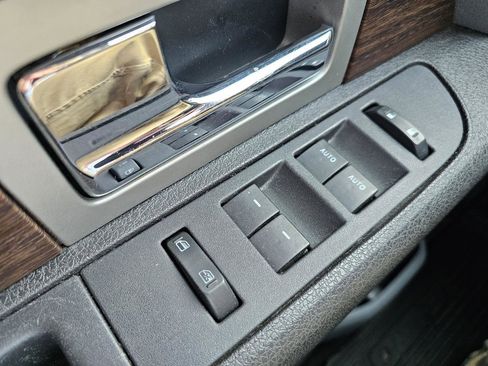 Used 2013 Ford F150 Lariat w/ Luxury Equipment Group AWD/4WD image 41