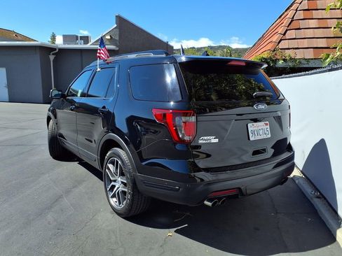 Used 2018 Ford Explorer Sport w/ Equipment Group 401A AWD/4WD image 5