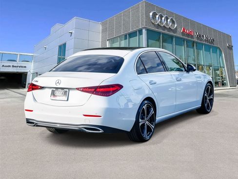Used 2023 Mercedes-Benz C 300 Sedan image 4