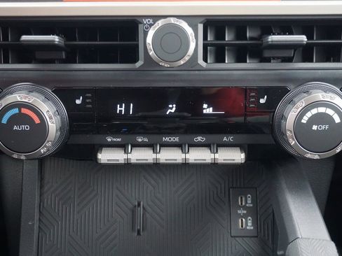 New 2025 Toyota Tacoma TRD Off-Road image 13