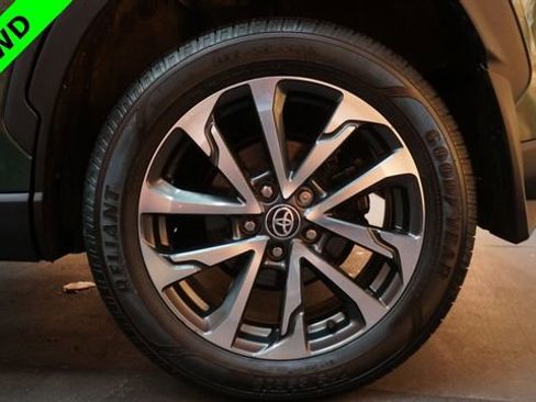 Used 2023 Toyota Corolla Cross XLE w/ Convenience Package image 78