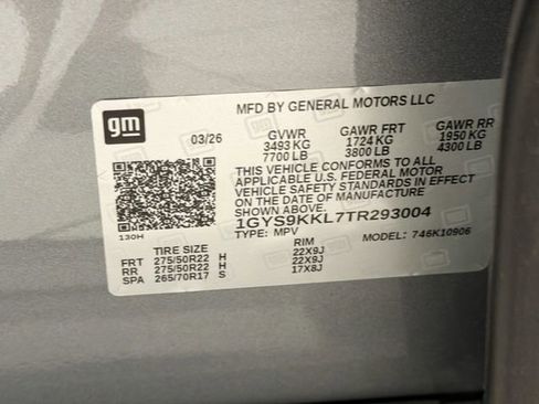 New 2026 Cadillac Escalade ESV Luxury w/ LPO, Floor Liner Package AWD/4WD image 30