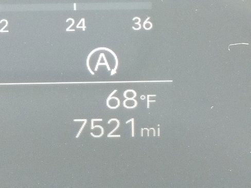 Used 2025 Hyundai Santa Fe SEL image 3