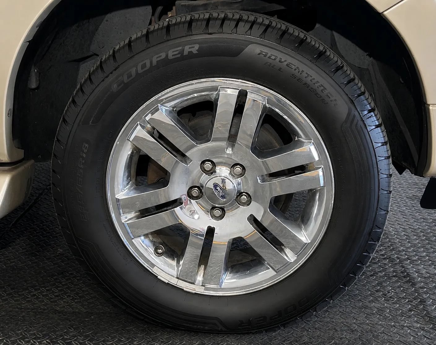 Used 2007 Ford Explorer Eddie Bauer AWD/4WD image 13