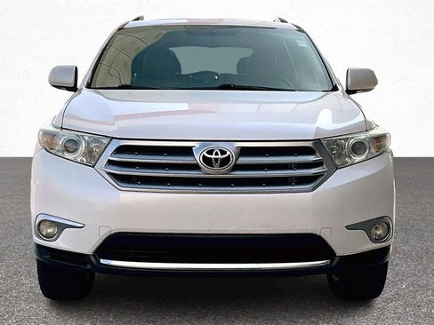 Used 2012 Toyota Highlander Limited image 3