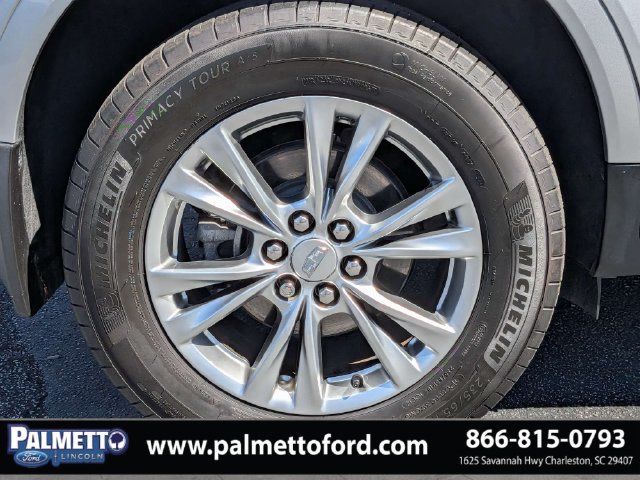 Used 2020 Cadillac XT5 Premium Luxury FWD image 10