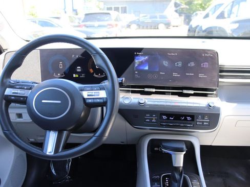 Used 2024 Hyundai Kona SEL AWD/4WD image 17