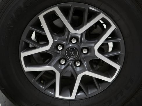 Used 2024 Jeep Wrangler Sahara image 11