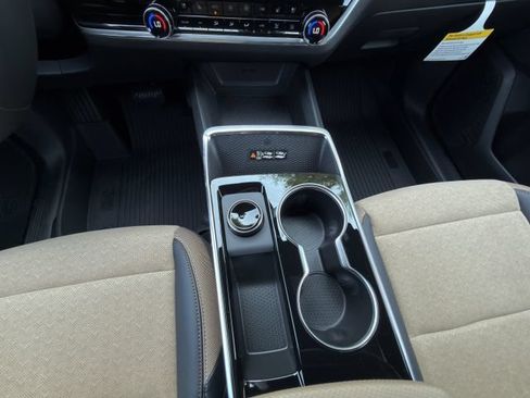 New 2027 Chevrolet Equinox ACTIV w/ Safety and Technology Package FWD image 15