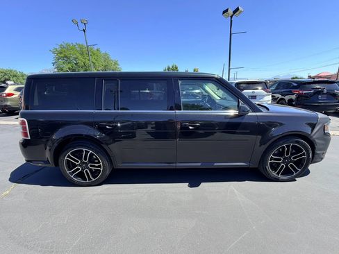 Used 2014 Ford Flex SEL w/ Equipment Group 202A FWD image 3