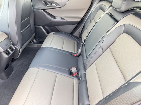 New 2026 Chevrolet Equinox LT w/ Convenience Package II image 21