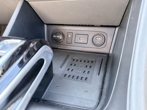 Used 2020 Hyundai Sonata Limited image 18