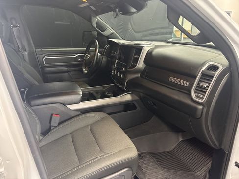 Used 2021 RAM 1500 Big Horn image 12