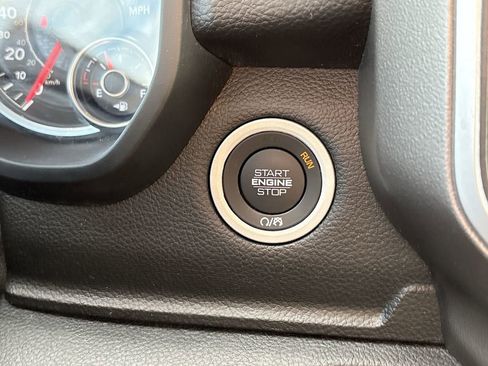 Used 2021 RAM 1500 Big Horn image 19