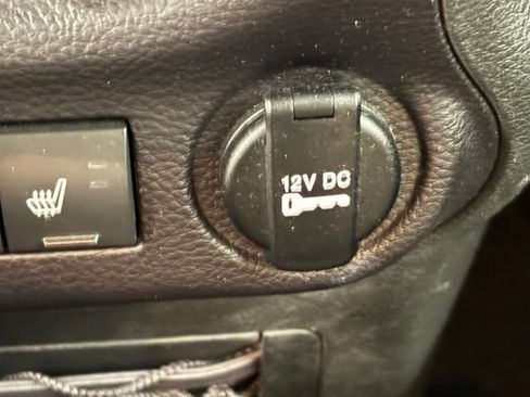 Used 2016 Jeep Wrangler Unlimited Sahara w/ Dual Top Group AWD/4WD image 29
