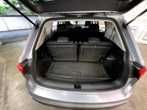 Used 2024 Volkswagen Tiguan S FWD image 29