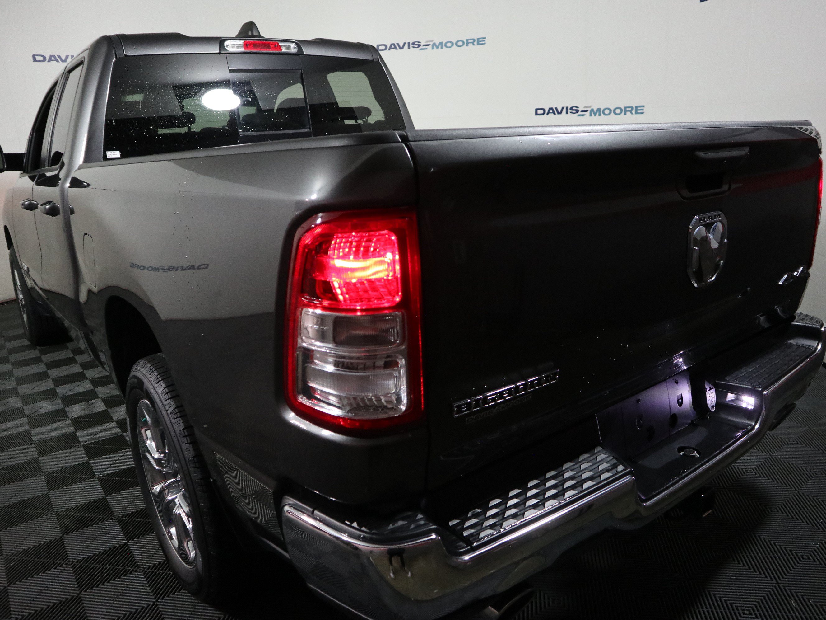 Used 2021 RAM 1500 Big Horn w/ Level 1 Safety Group AWD/4WD image 9