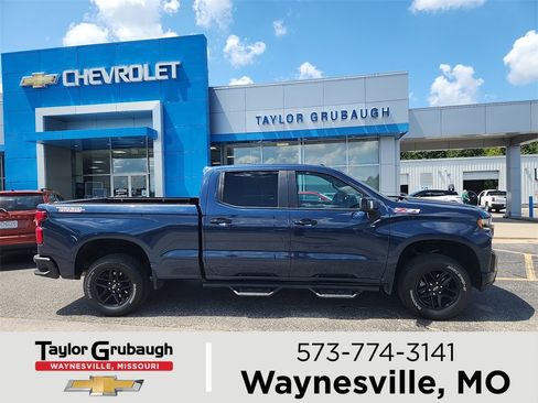 Used 2021 Chevrolet Silverado 1500 LT Trail Boss w/ Convenience Package II image 1