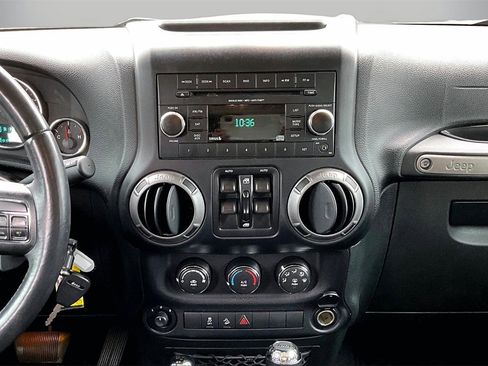 Used 2015 Jeep Wrangler Unlimited Sport w/ Quick Order Package 24S image 12