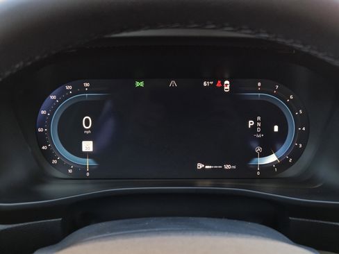 New 2025 Volvo XC40 B5 Ultra w/ Protection Package image 23