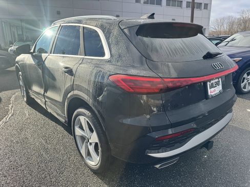 New 2025 Audi Q5 Premium Plus image 2