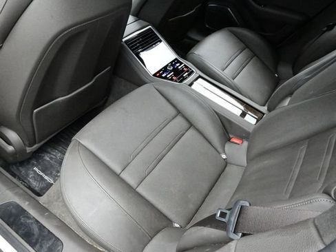 Certified 2023 Porsche Panamera 4 image 15