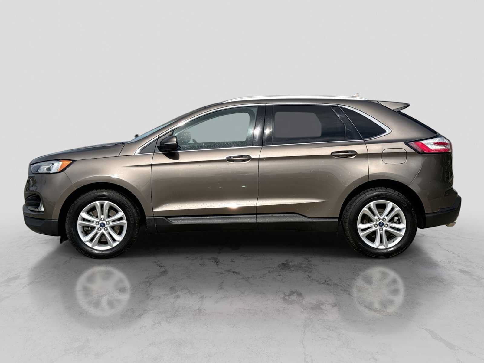Used 2019 Ford Edge SEL w/ Equipment Group 201A AWD/4WD image 3